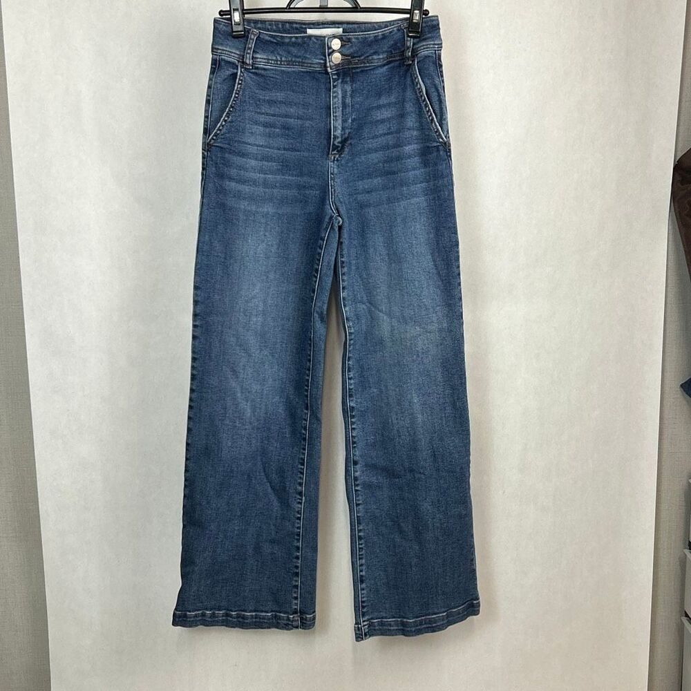 Wide-Leg High-Rise Jeans in Medium Blue